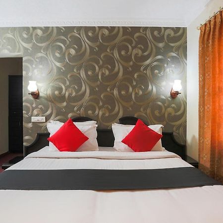 Capital O 72337 Hotel Konkan Tadka Mumbai Dış mekan fotoğraf