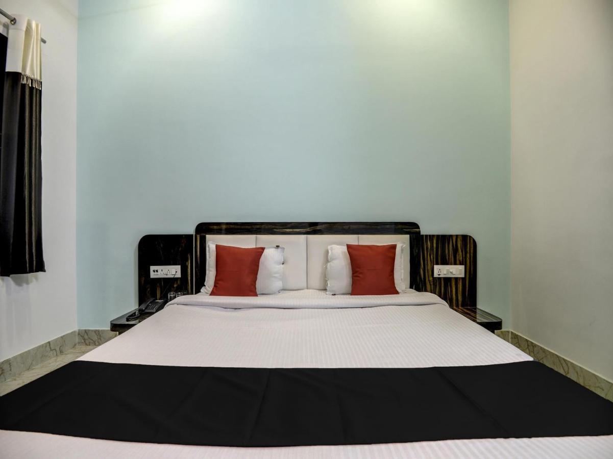 Capital O 72337 Hotel Konkan Tadka Mumbai Dış mekan fotoğraf