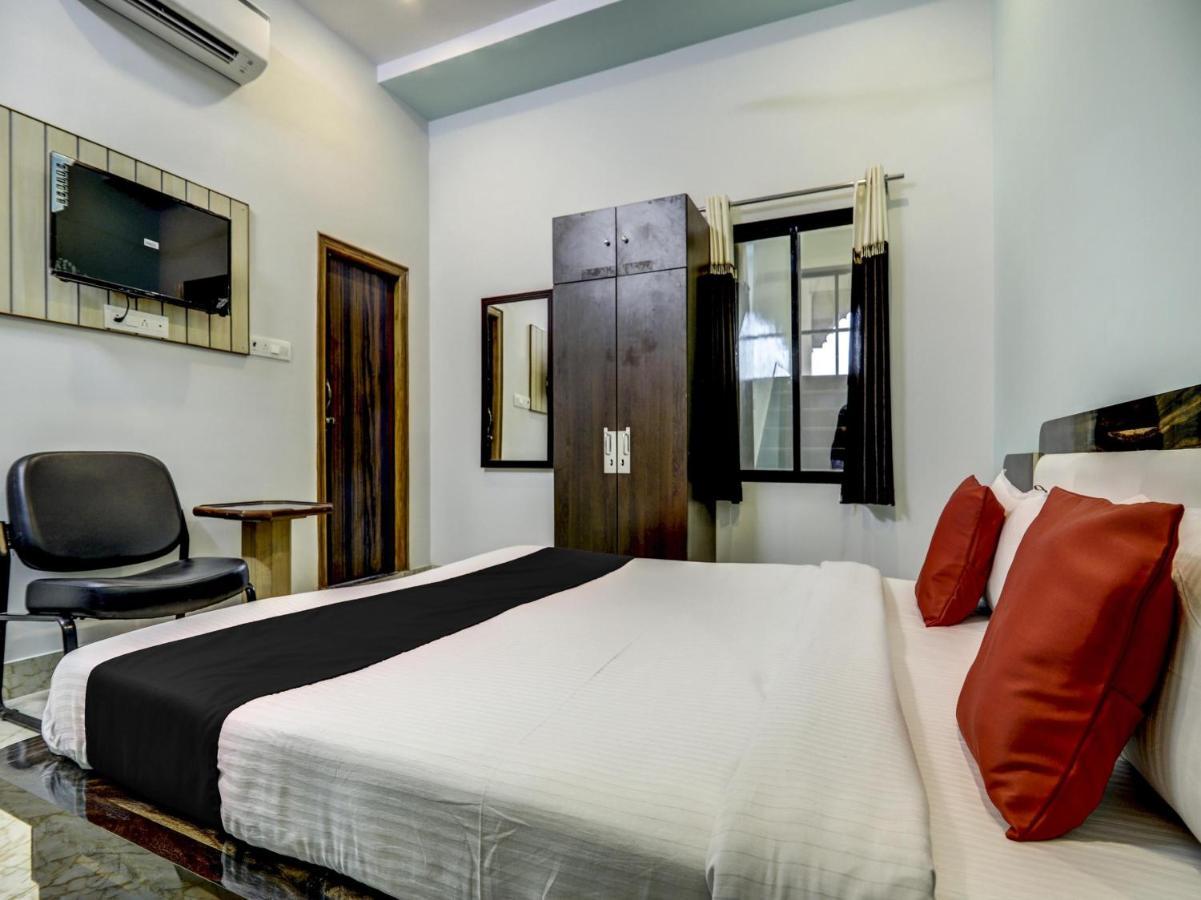 Capital O 72337 Hotel Konkan Tadka Mumbai Dış mekan fotoğraf