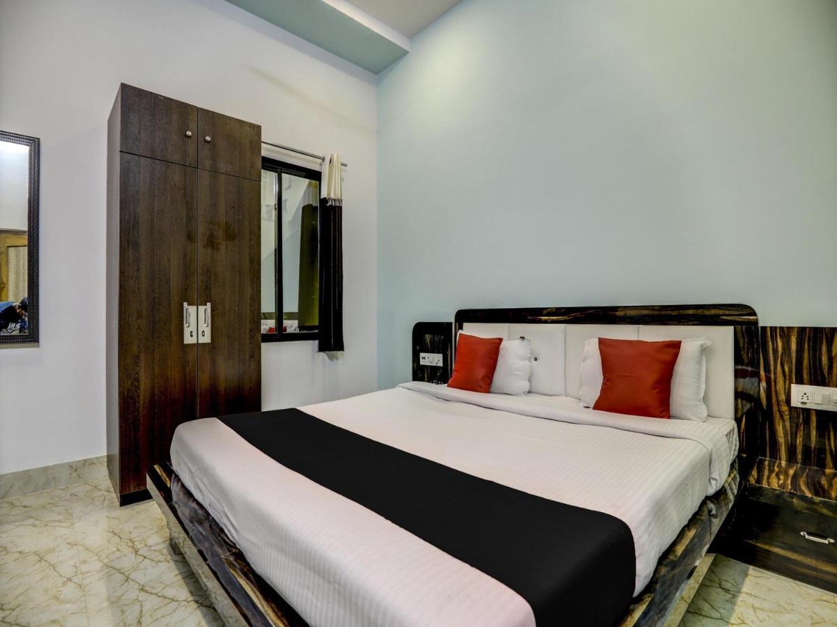 Capital O 72337 Hotel Konkan Tadka Mumbai Dış mekan fotoğraf